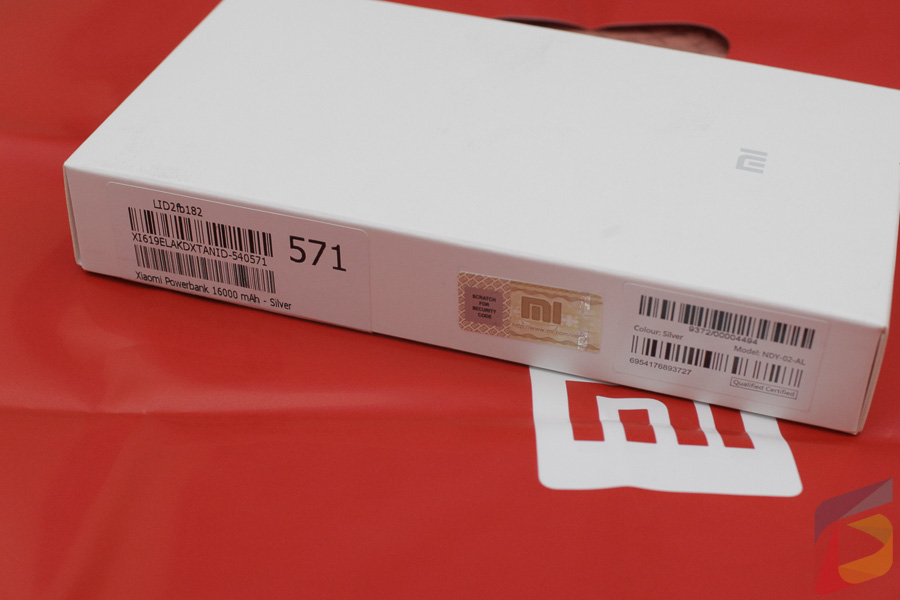 unboxing-powerbank-xiaomi-16000mah-gwigwi (4 of 19)