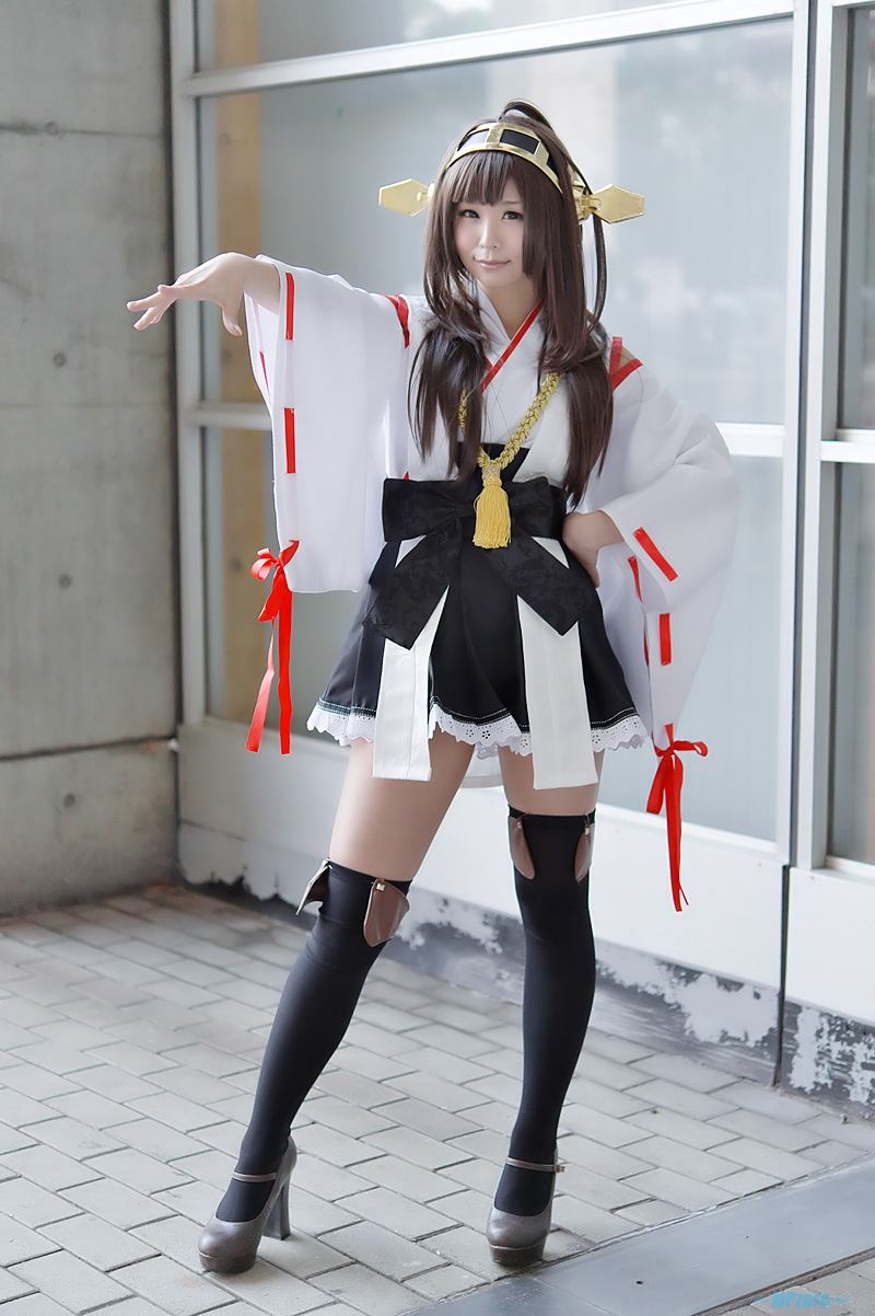 Itsuki-Akira-Kantai-Collection-Kongou-anime-cosplay-002