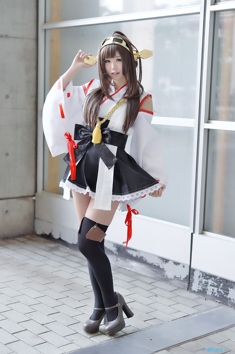 Itsuki-Akira-Kantai-Collection-Kongou-anime-cosplay-003