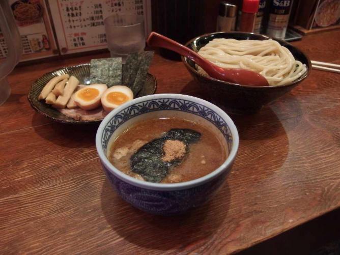 5 Rekomendasi Ramen Terenak di Osaka | GwiGwi