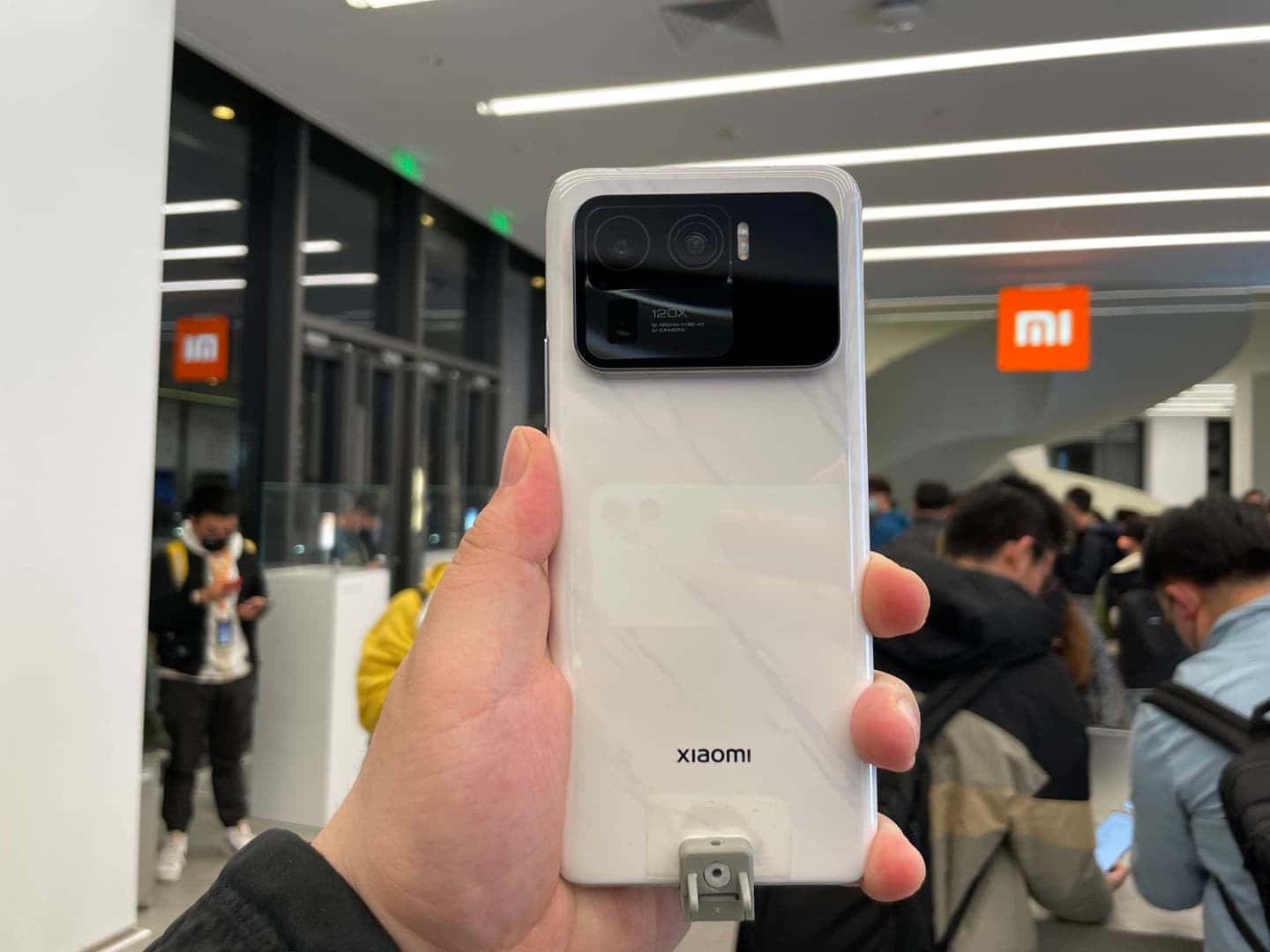 Xiaomi Mi 11 Pengisian sangat cepat