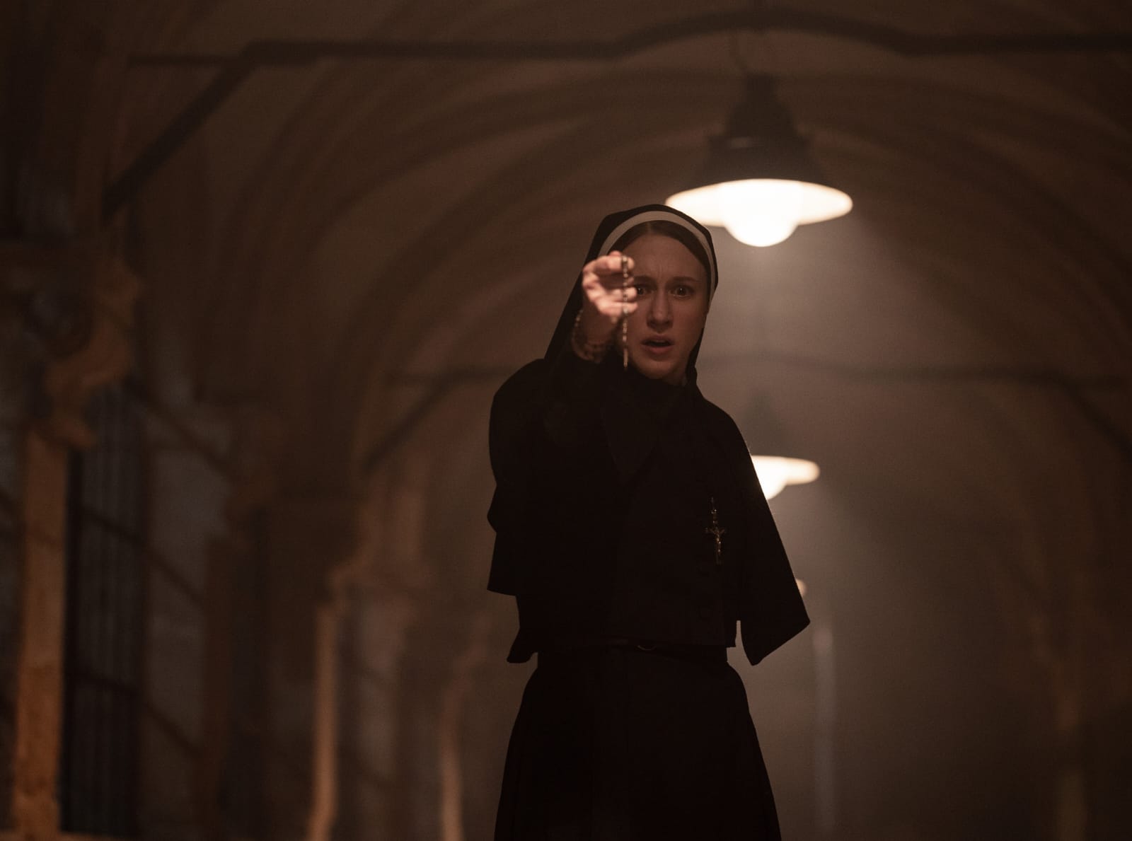 Review Film The Nun Ii, Teror Terbaru Valak Yang Melempem