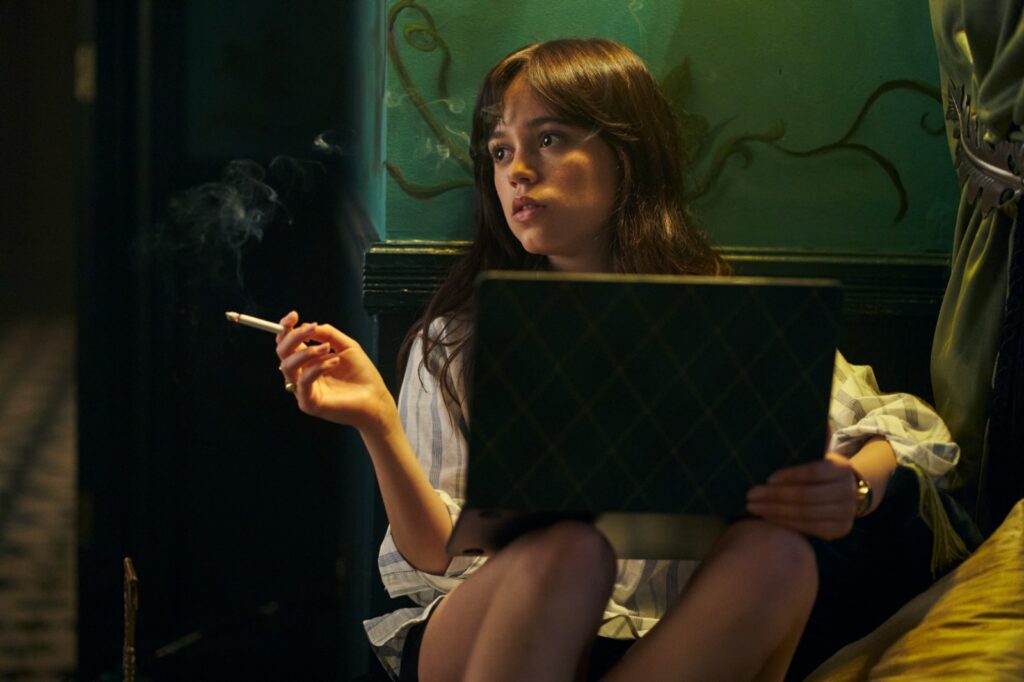 Review Film Miller’s Girl, Novel Erotis Remaja