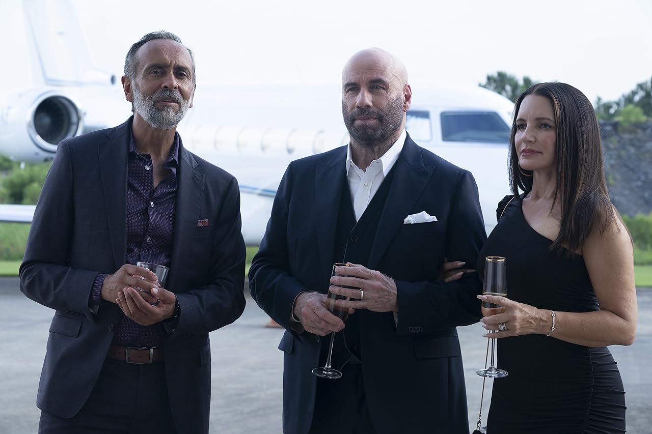 Review Film Cash Out, Aksi Perampokan Yang Santai
