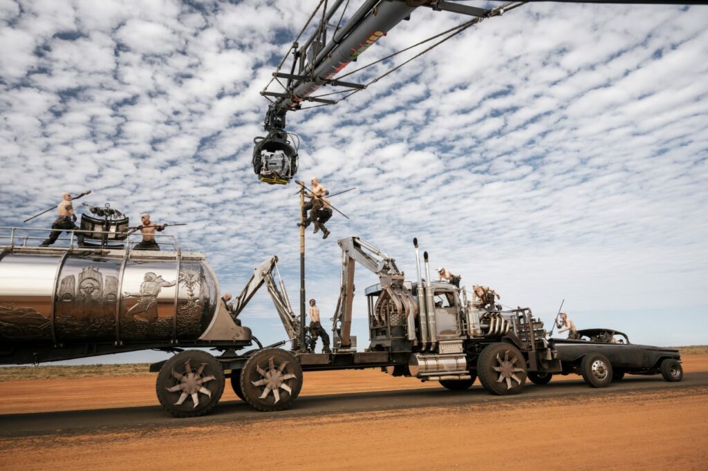 Review Film Furiosa: A Mad Max Saga, Awal Mula Malaikat Tergelap