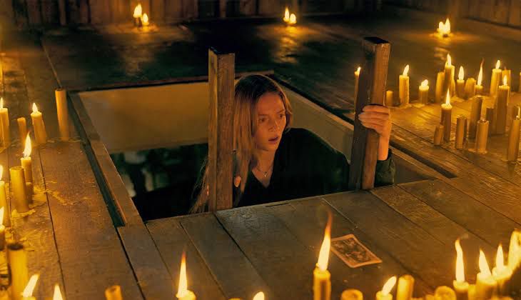 Review Film Tarot, Ramalan Membawa Petaka