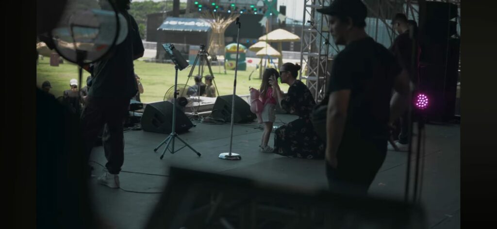 Review Film Harta Tahta Raisa, Raisa Penakluk Gbk
