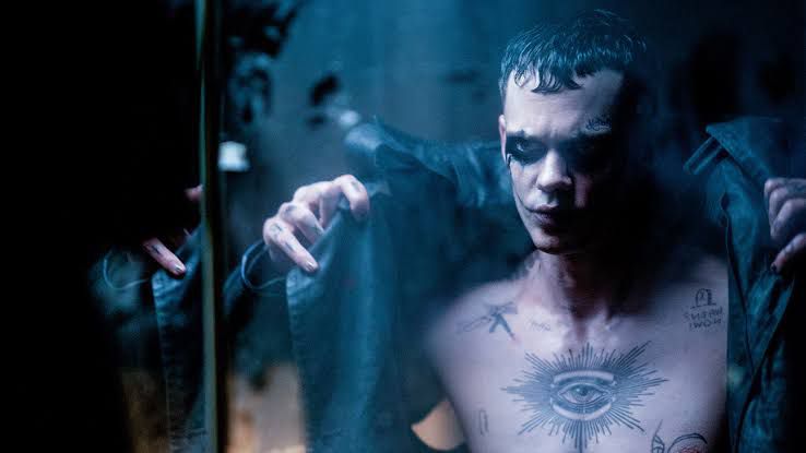 Review The Crow (2024), Mencoba Setia Dengan Komiknya