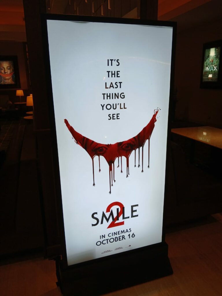 Review Film Smile 2, Senyum Ngeri Yang Mulai Membosankan