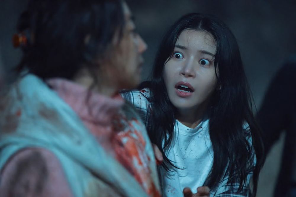 Review Film The Cursed: Insatiable Desires, Ketika Nafsu Dan Ambisi Manusia Berujung Teror
