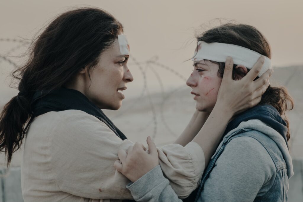 Review Film I Was A Stranger: Kemanusiaan, Empati, Dan Rumah