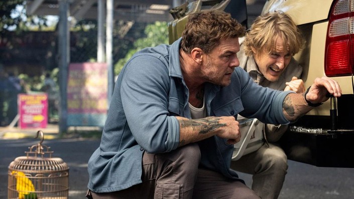 Review Film Runner, Si Serius Dan Si Jenaka Melawan Kartel