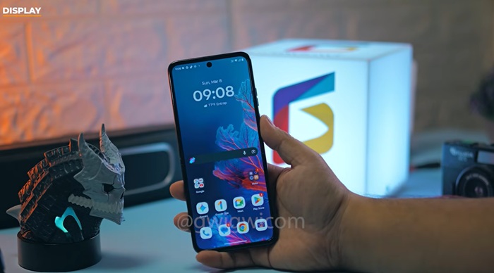 Review Motorola Razr 60: Smartphone Lipat Impian Harga 8 Jutaan