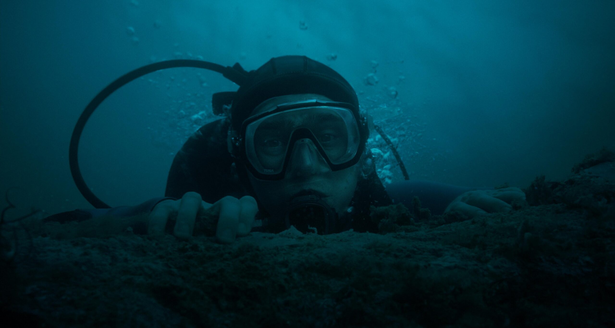 Review Film Whalefall, Daddy Issue Yang Berujung Fatal